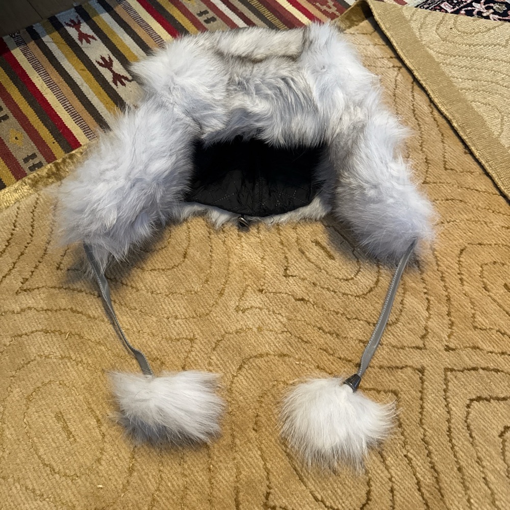 Faux Fur and faux leather trapper Winter Hat - Light Gray
